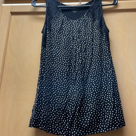 Ann Taylor Loft sleeveless blouse in XS size! - Picture 5 of 12